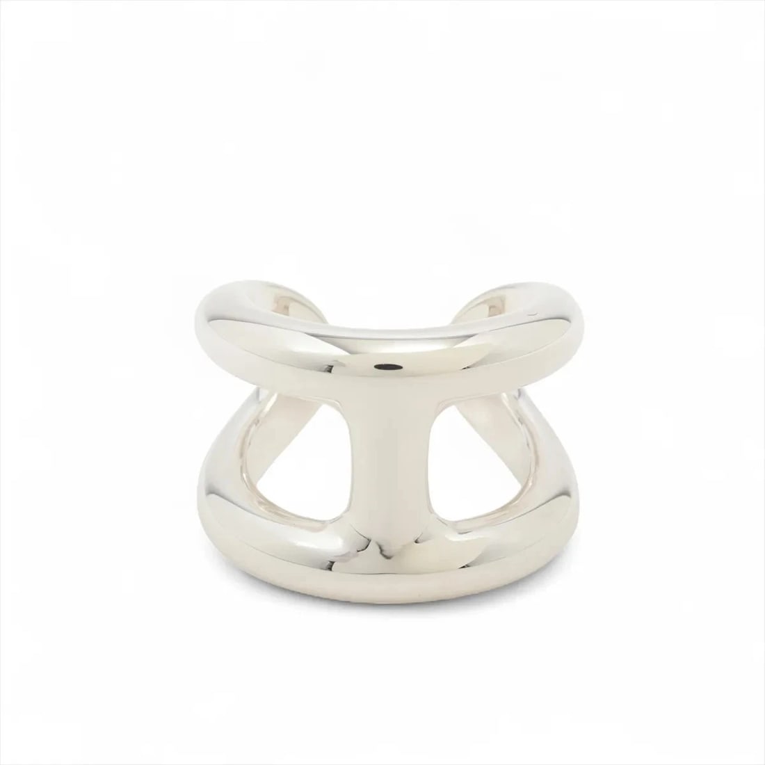 HERMES OSMO'S GM RING: Hermes Osmo's GM Ring Brand: Hermès Type/Style: Ring Material: 925 Color: Silver Size: 5.5 - 5.75 US Accessories: None Accessories Notice: When purchasing pre-owned goods, please refer to