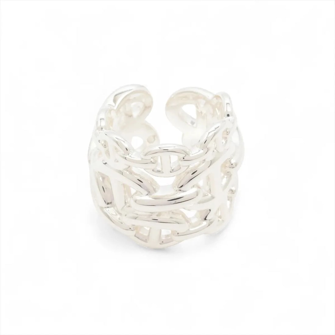 HERMES CHAINE D'ANCRE ENCHAINEE GM RING: Hermes Chaine d'Ancre Enchainee GM Ring Brand: Hermès Type/Style: Ring Material: 925 Color: Silver Size: 4.5 US Accessories: None Accessories Notice: When purchasing pre-owned goods, please refer to
