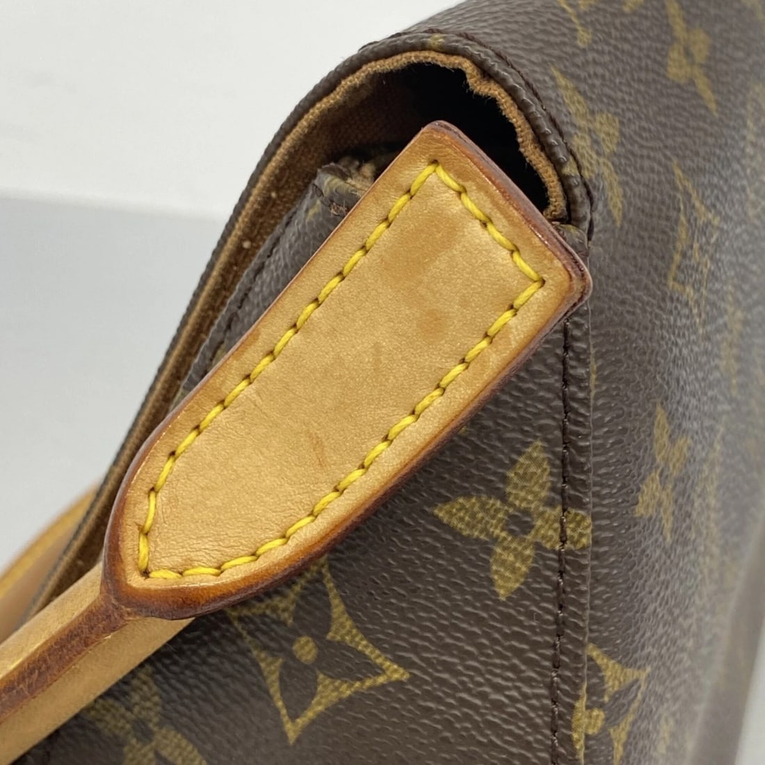 LOUIS VUITTON MONOGRAM MINI LOOPING SHOULDER BAG - 5