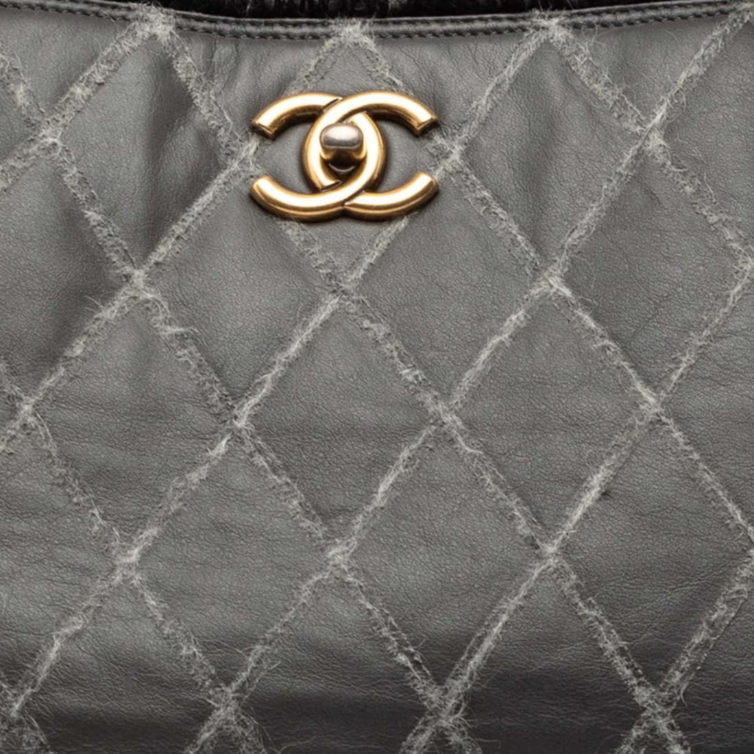 CHANEL MATELASSE COCO MARK CHAIN TOTE BAG - 4