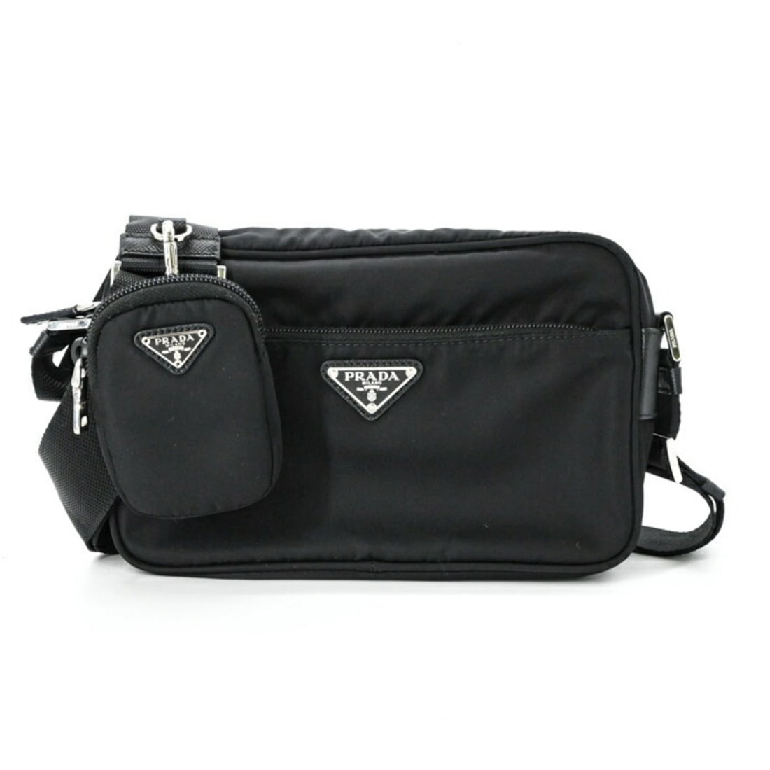 PRADA RE-NYLON SHOULDER BAG IN SAFFIANO LEATHER: PRADA Re-Nylon Shoulder Bag in Saffiano Leather Brand: Prada Type/Style: Shoulder bag Material: Nylon , Tessuto Color: Black Size: (HxWxD) 16cm x 23cm x 6.5cm / 6.29'' x 9.05'' x 2.55'' Accessorie