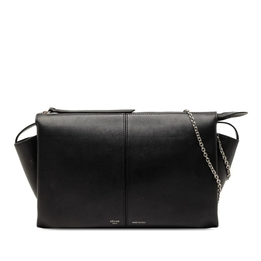 CELINE TRIFOLD CHAIN SHOULDER BAG: Celine Trifold Chain Shoulder Bag Brand: Celine Type/Style: Shoulder bag Material: Leather Color: Black Size: (HxWxD) 18cm x 28cm x 7cm / 7.08'' x 11.02'' x 2.75'' Accessories: None Access