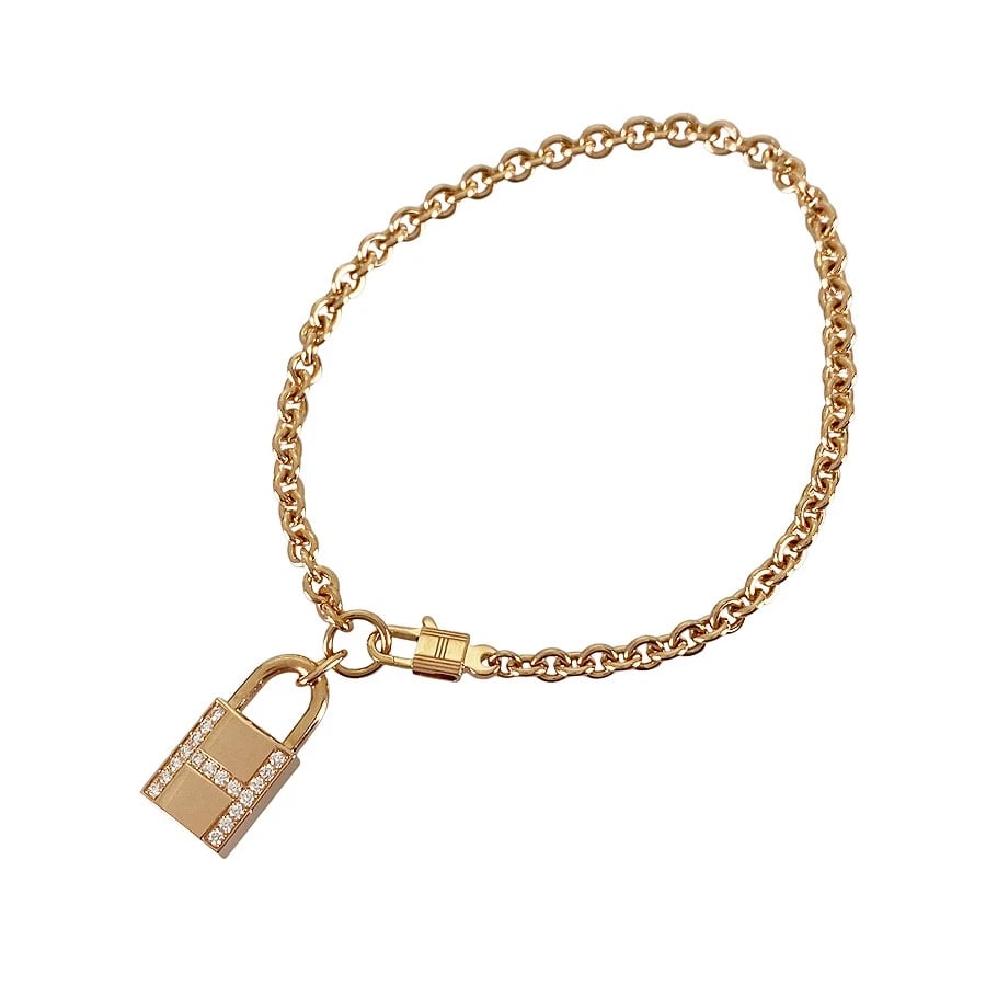 HERMES ROSE GOLD DIAMOND BRACELET: HERMES Rose gold Diamond Bracelet Brand: HERMES Type/Style: Bracelet Material: 18K Rose Gold, Main Stone/Creation Natural Color: Gold Size: Motif size:16.3mm×8.3mm Wrist Size:15.5cm Accessories: