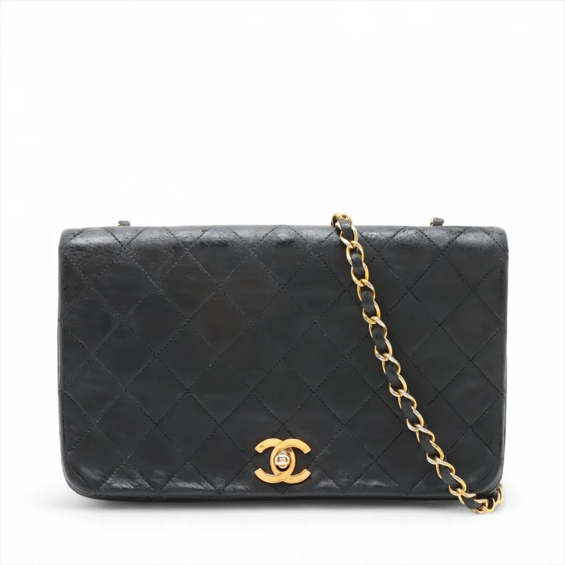 CHANEL MATELASSE LAMBSKIN CHAIN SHOULDER BAG: Chanel Matelasse Lambskin Chain Shoulder Bag Brand: Chanel Type/Style: Shoulder bag Material: Lambskin Color: Black Size: Height:5.5inch Length:9.1inch Depth:2.4inch Accessories: None Acce