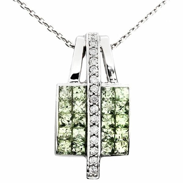 18K WG GREEN GARNET DIAMOND SLIDE CHAIN NECKLACE: 18K WG Green Garnet Diamond Slide Chain Necklace Brand: Unbranded Type/Style: Necklace Material: K18WG, Main Stone/Creation green garnet Color: WG Size: Length: approx. 44cm Top: Approximately W10.5mm