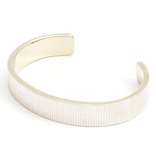 TIFFANY & CO. BRACELET COIN EDGE BANGLE: Tiffany & Co. Bracelet Coin Edge Bangle Brand: Tiffany & Co. Type/Style: Bracelet Material: SV925 Color: Silver Size: Width: 10.9mm, Opening Width: 33.2mm Length: Suitable for wrists up to 16cm in cir