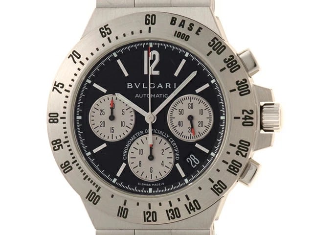 BVLGARI WATCH DIAGONO PROFESSIONAL CHRONO WATCH: BVLGARI Watch Diagono Professional Chrono Watch Brand: BVLGARI Type: Wristwatch Material: Stainless Steel Color: Dial color black Size: Case: Approximately 45.4 (including crown) mm x 41.3 mm Arm