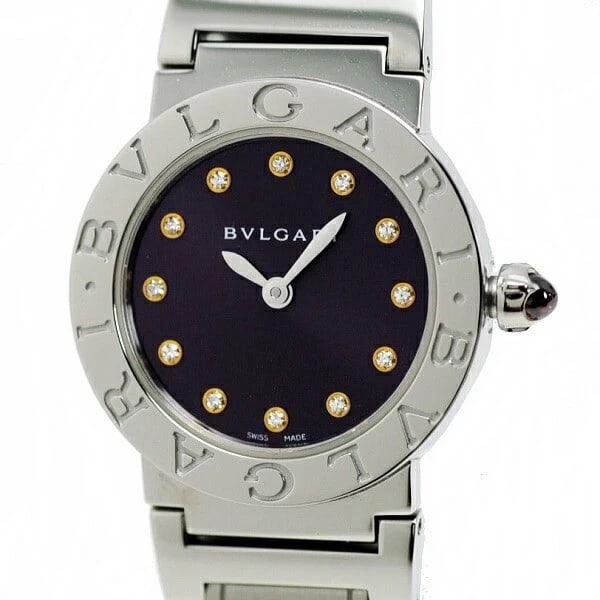 BVLGARI STAINLESS STEEL WATCH: BVLGARI Stainless Steel Watch Brand: BVLGARI Type: Wristwatch Material: Stainless Steel Color: Dial color black Size: Case 26mm/Belt 16cm Accessories: None Accessories Notice: When purchas