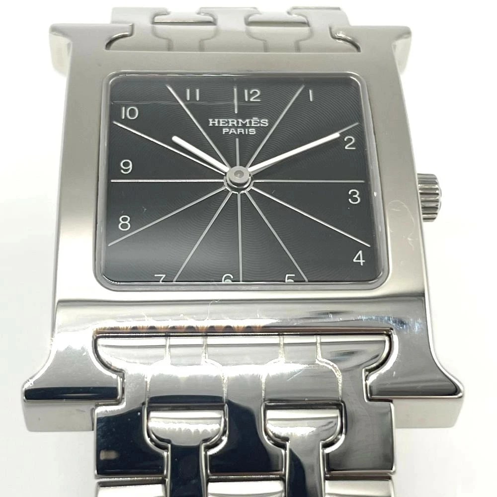 HERMES WATCH STAINLESS STEEL QUARTZ BLACK DIAL SILVER: HERMES Watch Stainless Steel Quartz Black Dial Silver Brand: HERMES Type: Wristwatch Material: Stainless Steel Color: Dial color black Size: Case size: approx. 26mm Arm circumference: approx. 17-18cm 