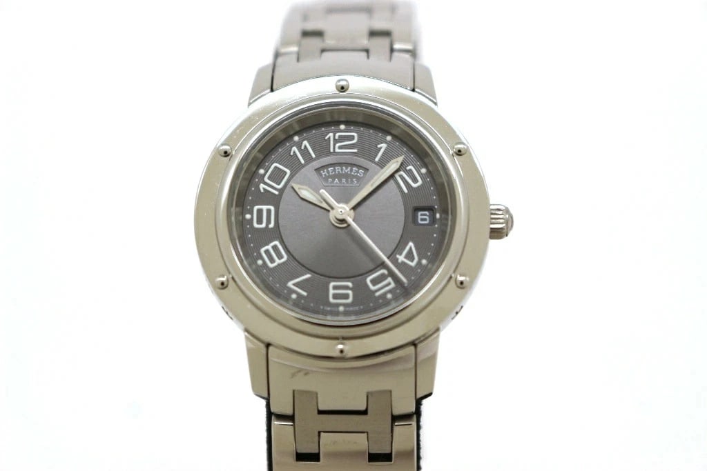 HERMES CLIPPER WATCH STAINLESS STEEL GRAY: HERMES Clipper Watch Stainless Steel Gray Brand: HERMES Type: Wristwatch Material: Stainless Steel / Stainless Steel Color: Dial color Gray Size: case: approx. 25mm Arm circumference: approx. 16cm