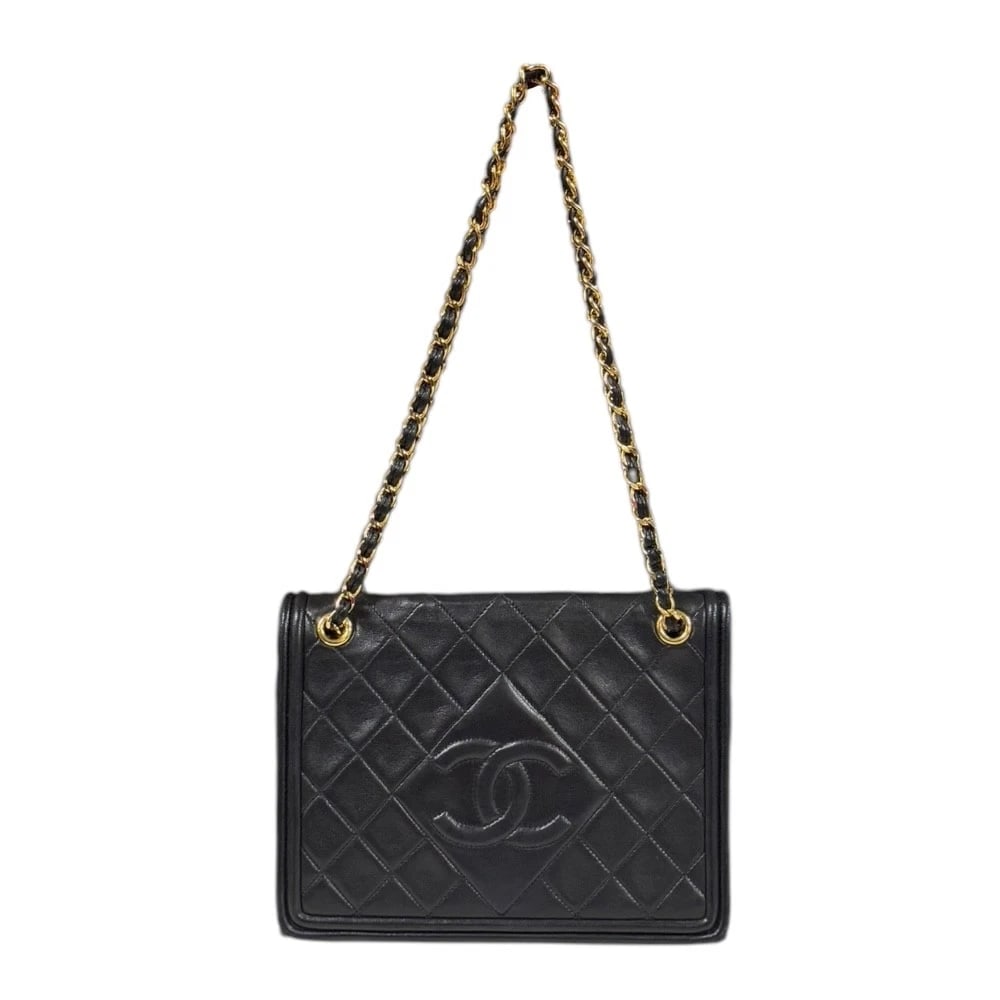CHANEL SHOULDER BAG LAMBSKIN: CHANEL Shoulder Bag lambskin Brand: CHANEL Type/Style: Shoulder Bag Material: Exterior Material lambskin Color: Exterior Color black Size: W8.9 x H6.7 x D3.0inch Accessories: None Accessor