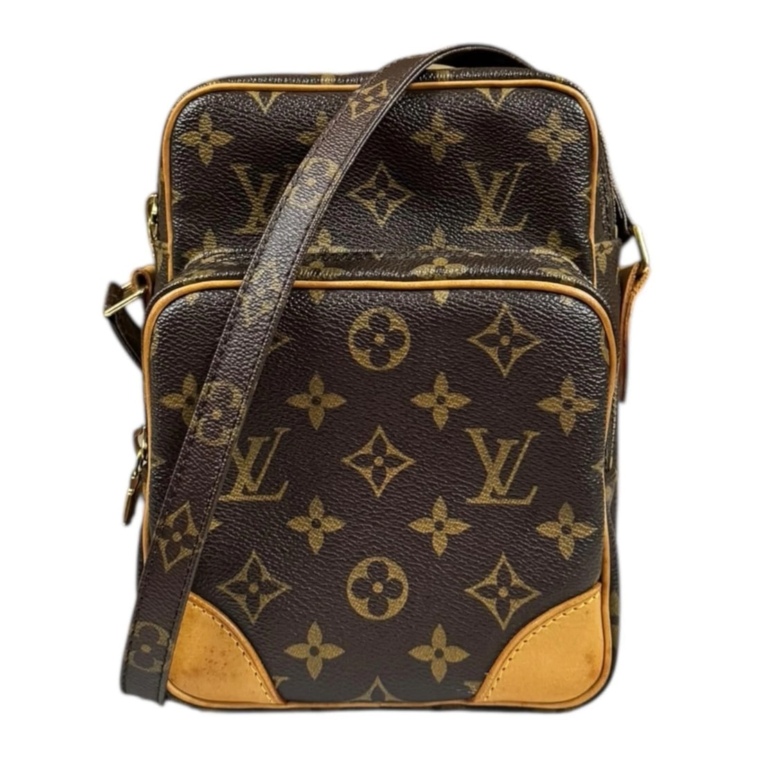 LOUIS VUITTON SHOULDER BAG CROSS BODY MONOGRAM CANVAS: LOUIS VUITTON Shoulder Bag Cross Body Monogram canvas Brand: LOUIS VUITTON Type/Style: Shoulder Bag Material: Exterior Material Monogram canvas Color: Exterior Color Brown Size: W5.9 x H8.3 x D3.7inch
