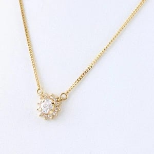DIAMOND DESIGN YG YELLOWGOLD PENDANT MELEE NECKLACE: Diamond design YG YellowGold Pendant melee Necklace Brand: Unbranded Type/Style: Necklace Material: 18KYellowGold, Main Stone/Creation Natural Color: YellowGold Size: Chain / code 40cm(15.7") Chain wi