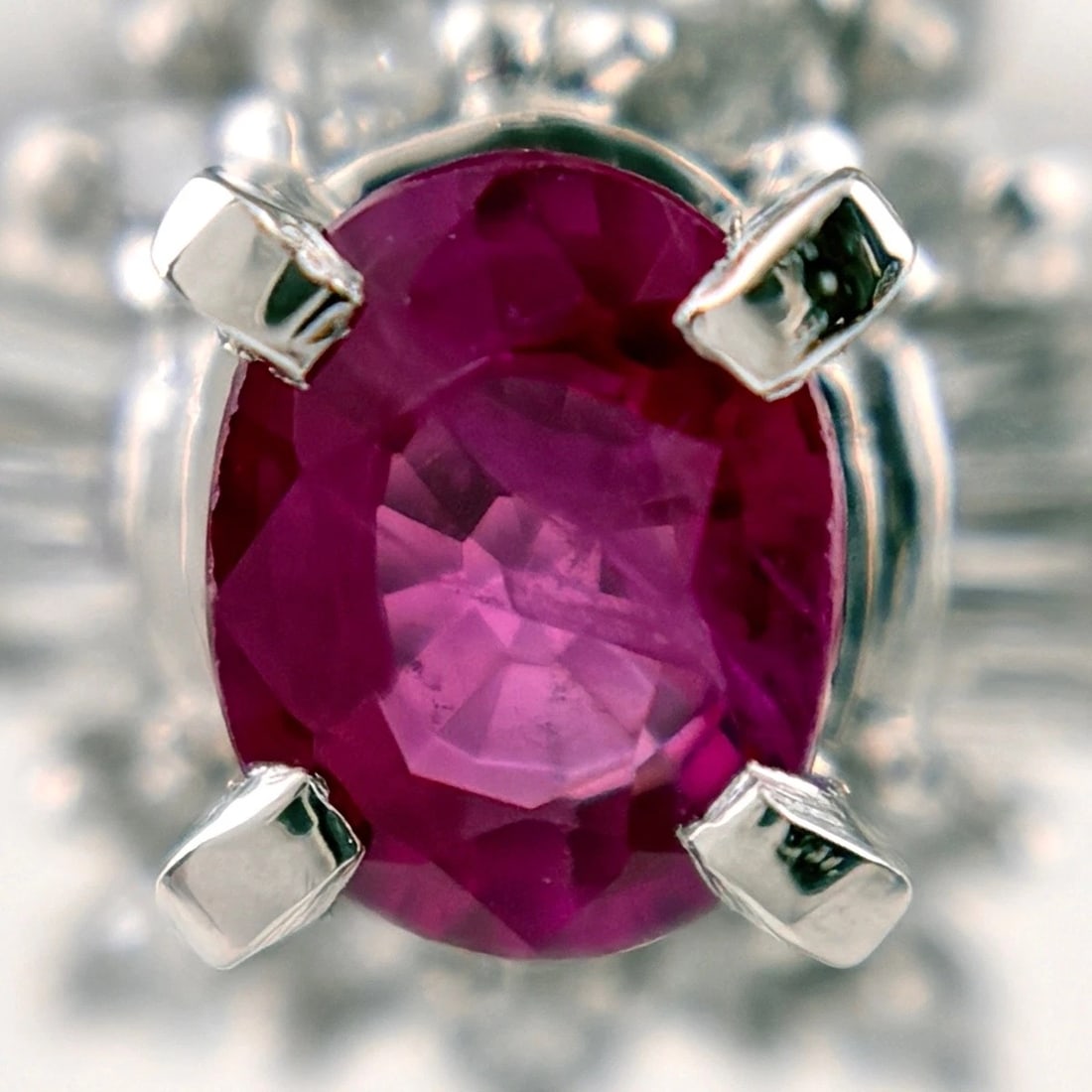 RUBY DESIGN PLATINUM MELEE DIAMOND RING - 2