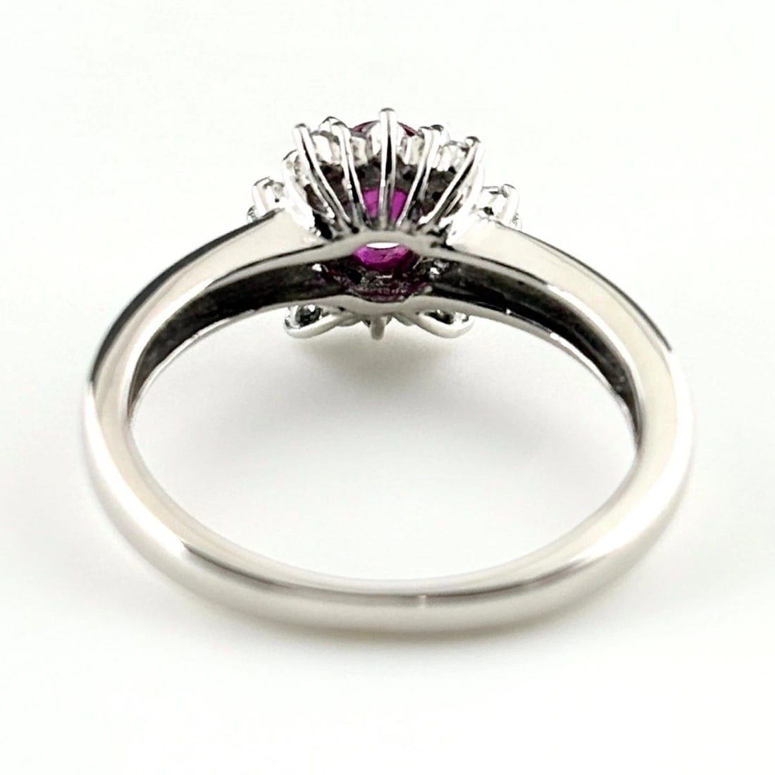 RUBY DESIGN PLATINUM MELEE DIAMOND RING - 3