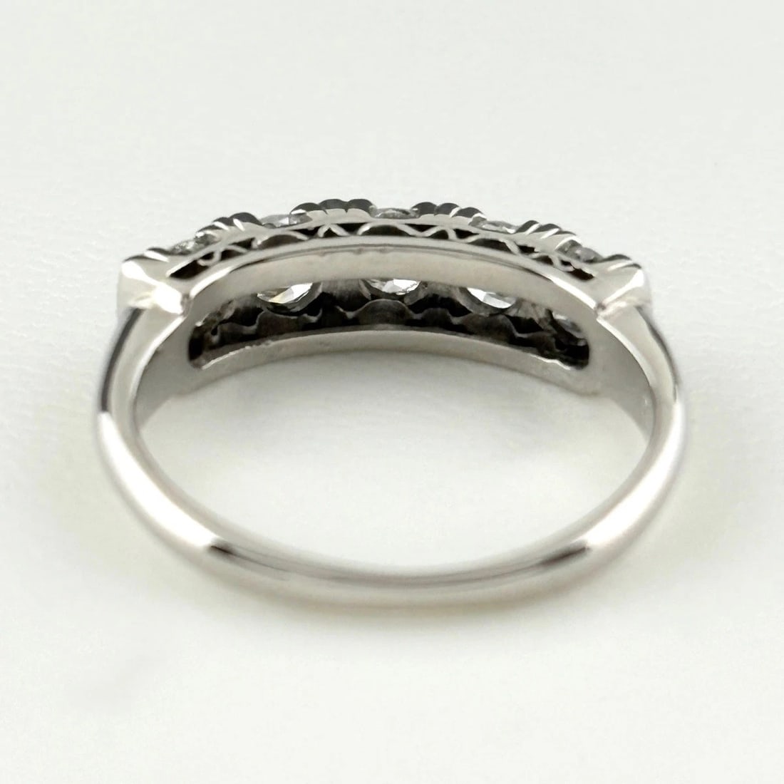 MELEE DIAMOND DESIGN PLATINUM RING - 4
