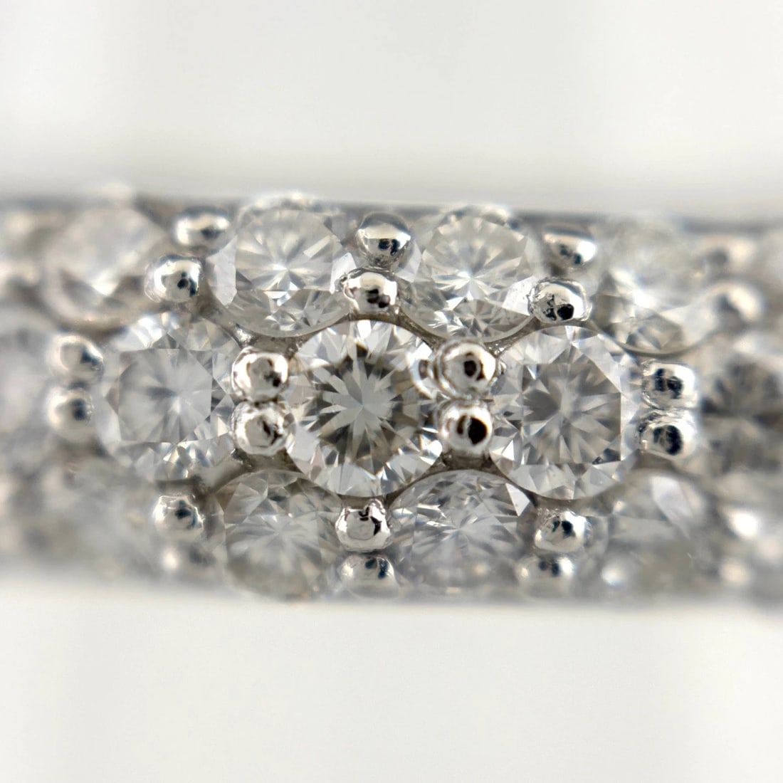 MELEE DIAMOND DESIGN PLATINUM RING - 2