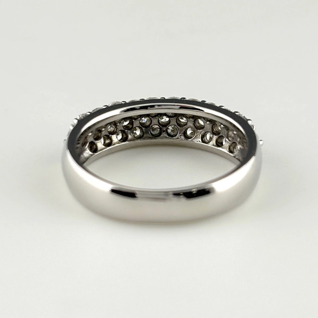 MELEE DIAMOND DESIGN PLATINUM RING - 5