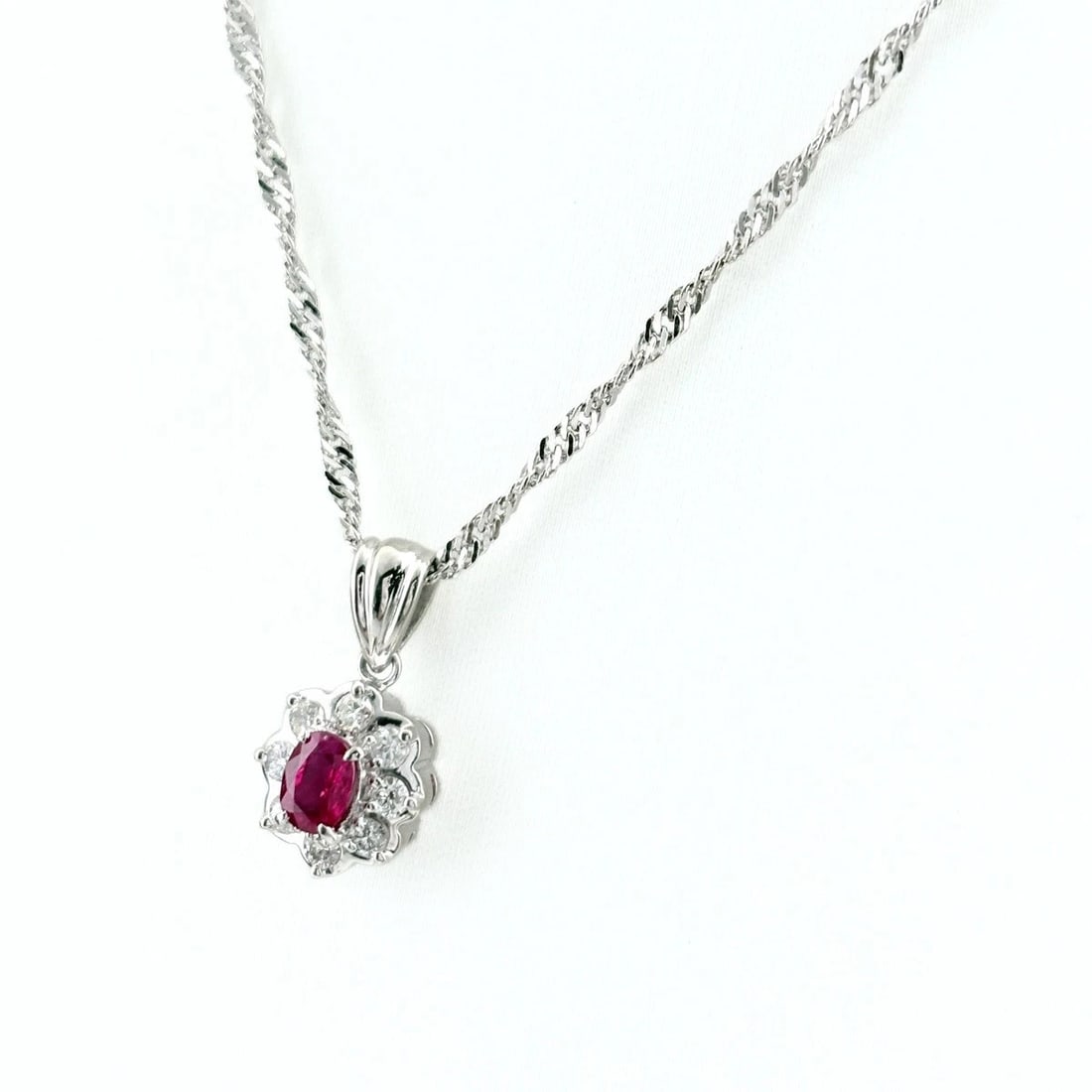 RUBY DESIGN NECKLACE PLATINUM PENDANT MELEE DIAMOND: Ruby Design Necklace Platinum Pendant melee diamond Brand: Unbranded Type/Style: Necklace Material: Pt900 ?Pt850, Main Stone/Creation Ruby Color: PT Size: Chain / code 40cm(15.7") Total length of the