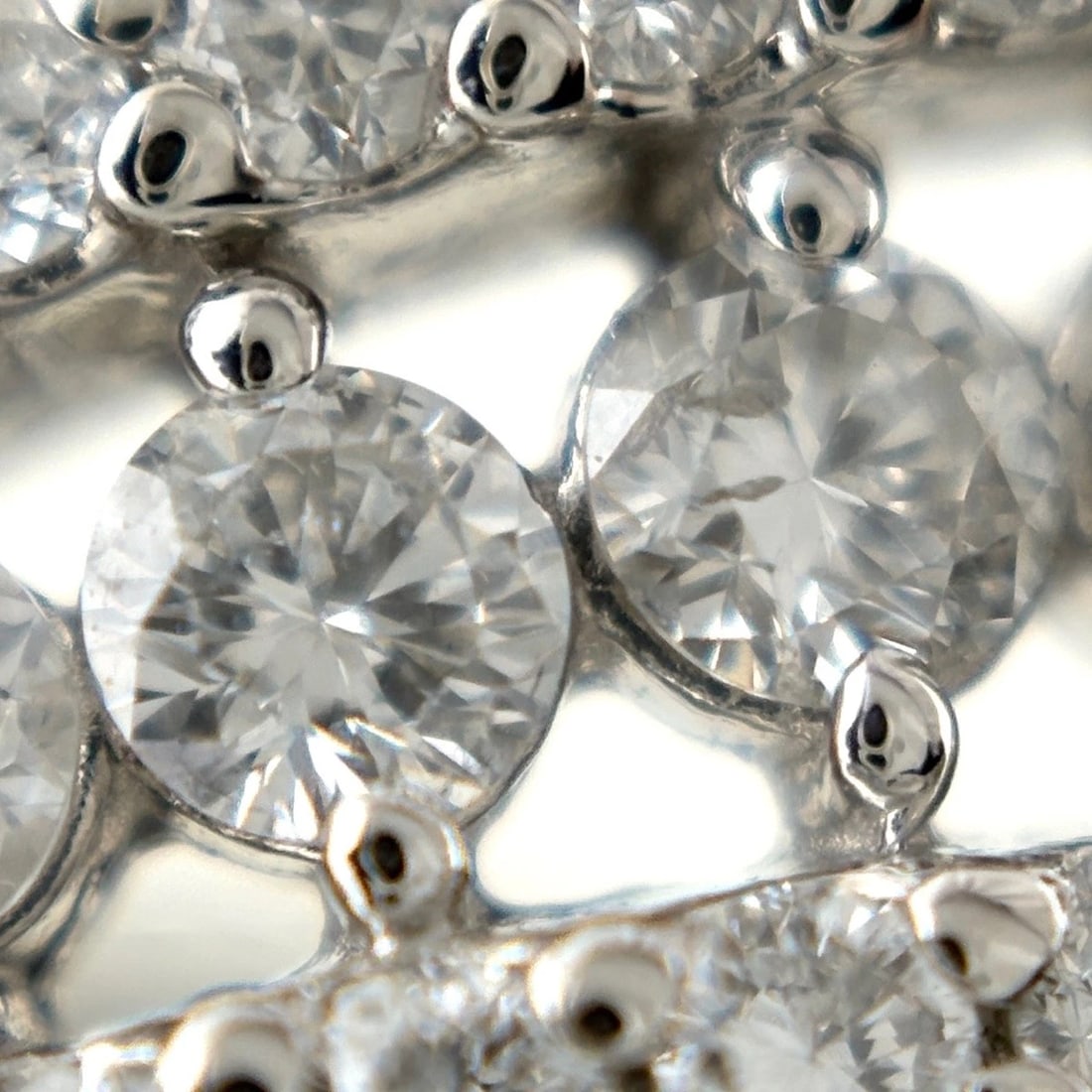 MELEE DIAMOND DESIGN PLATINUM RING - 2