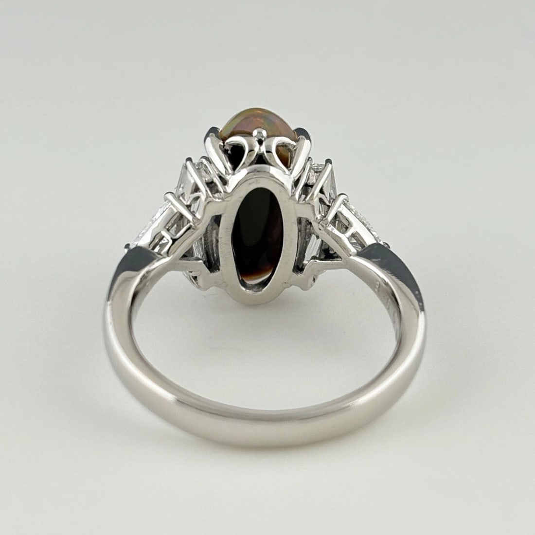 OPAL DESIGN PLATINUM MELEE DIAMOND RING - 4