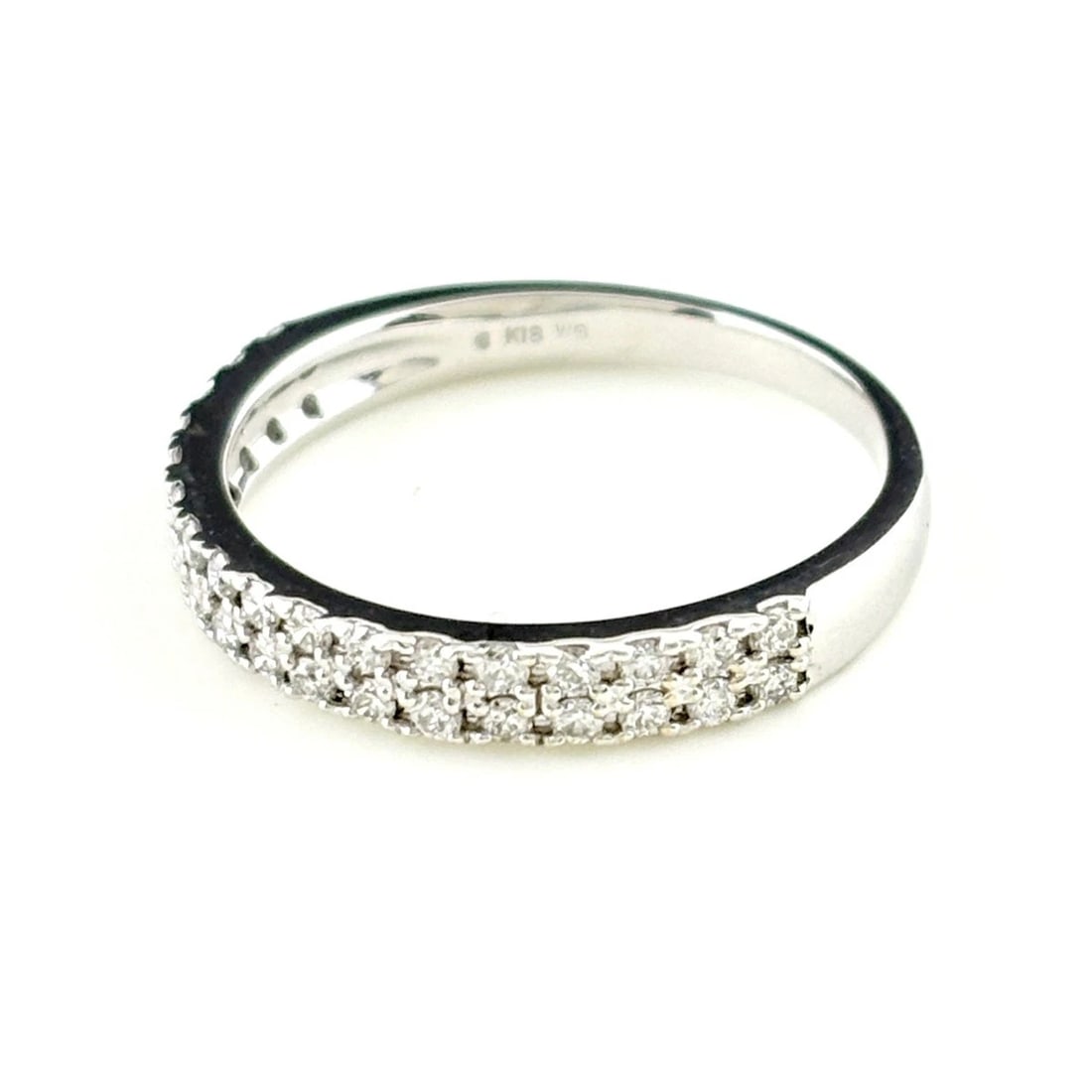 MELEE DIAMOND DESIGN WG RING: melee diamond design WG Ring Brand: Unbranded Type/Style: Ring Material: 18KWhite Gold, Main Stone/Creation Natural Color: White Gold Size: US 5.5 to 6 Accessories: None Accessories Notice: When