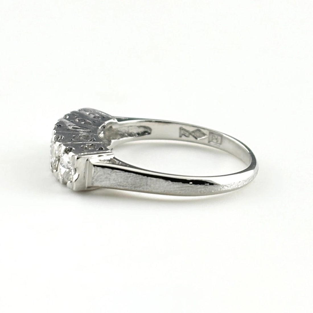 MELEE DIAMOND DESIGN PLATINUM RING - 4