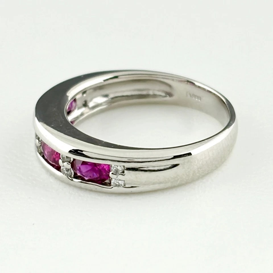 RUBY DESIGN PLATINUM MELEE DIAMOND RING: ruby design Platinum melee diamond Ring Brand: Unbranded Type/Style: Ring Material: Pt900, Main Stone/Creation Ruby diamond Color: None Size: US 6 Accessories: None Accessories Notice: Whe
