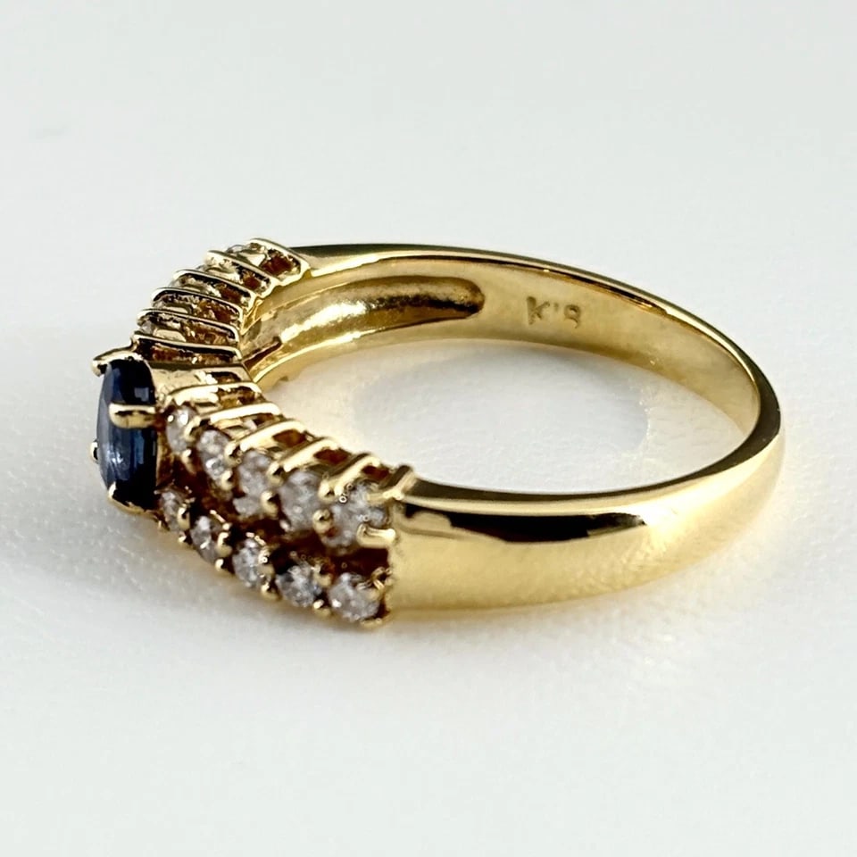 SAPPHIRE DESIGN YG MELEE DIAMOND RING (1 of 4)