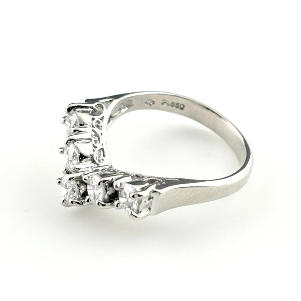MELEE DIAMOND DESIGN PLATINUM RING: melee diamond design Platinum Ring Brand: Unbranded Type/Style: Ring Material: Pt850, Main Stone/Creation Natural Color: None Size: US 6 Accessories: None Accessories Notice: When purchasi