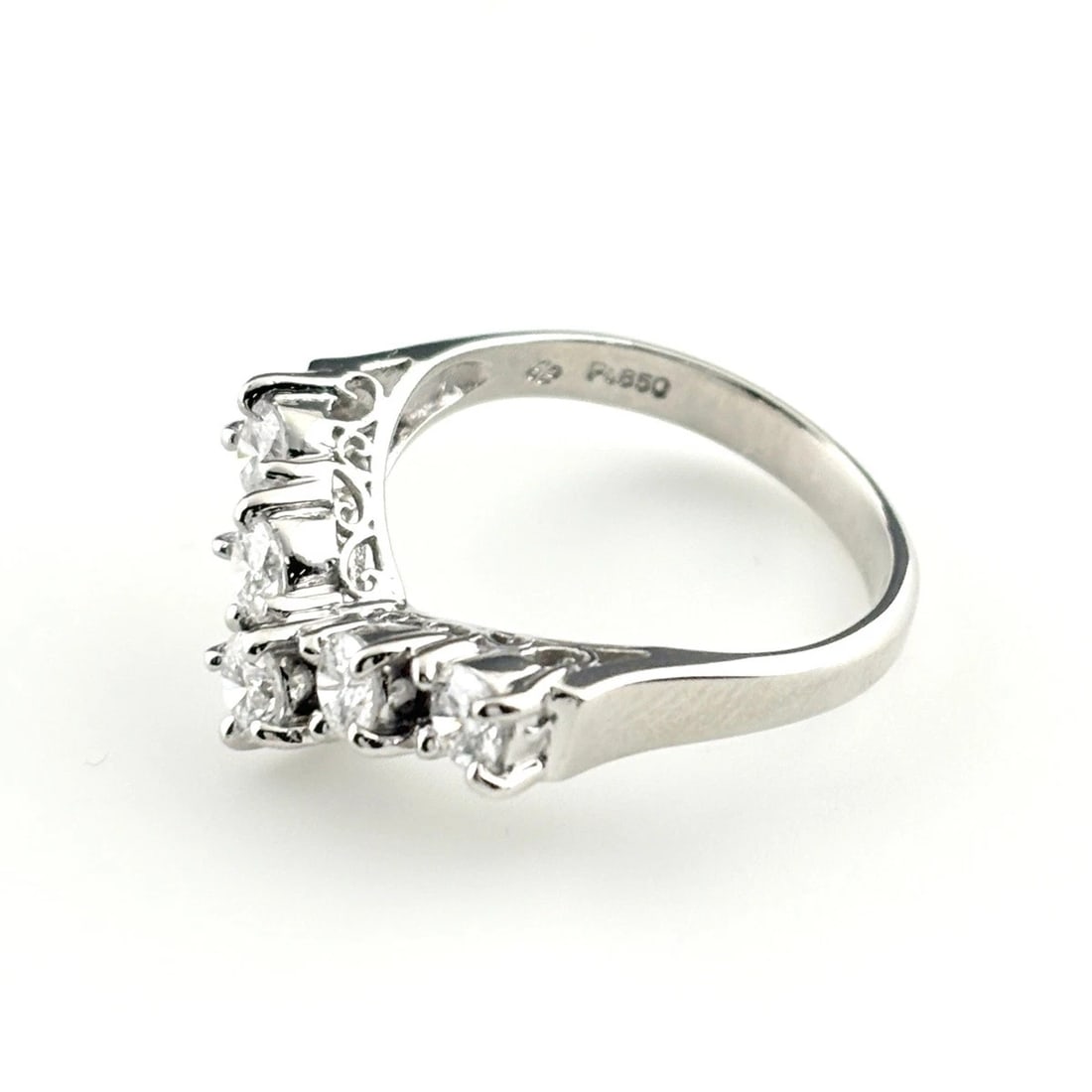 MELEE DIAMOND DESIGN PLATINUM RING - 3