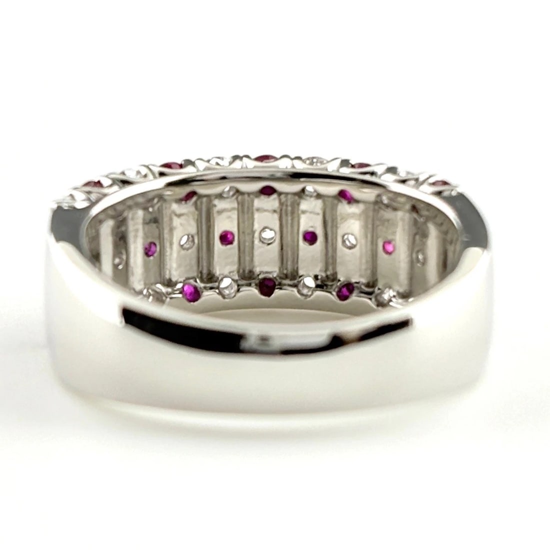 TASAKI RUBY DESIGN PLATINUM MELEE DIAMOND RING - 4