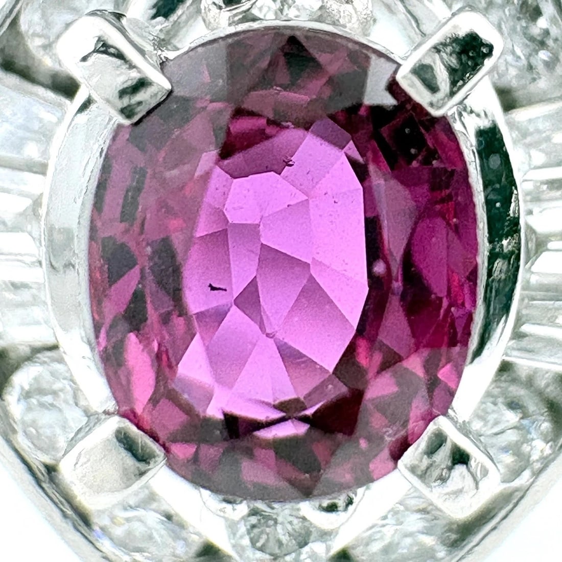 RUBY DESIGN PLATINUM MELEE DIAMOND RING - 2