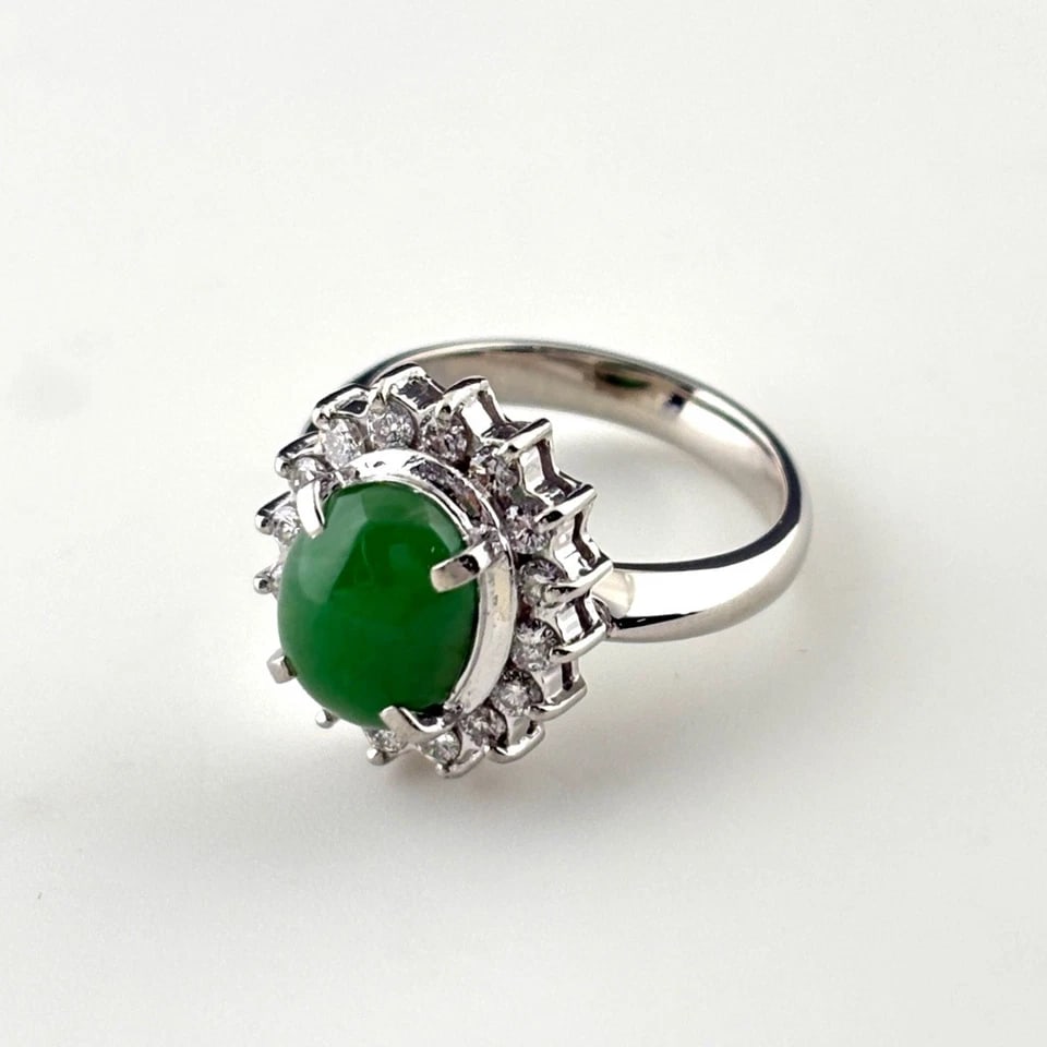 JADE DESIGN PLATINUM MELEE DIAMOND RING: jade design Platinum melee diamond Ring Brand: Unbranded Type/Style: Ring Material: Pt900, Main Stone/Creation Jade Color: PT Size: US 4 to 4.5 Accessories: None Accessories Notice: When p