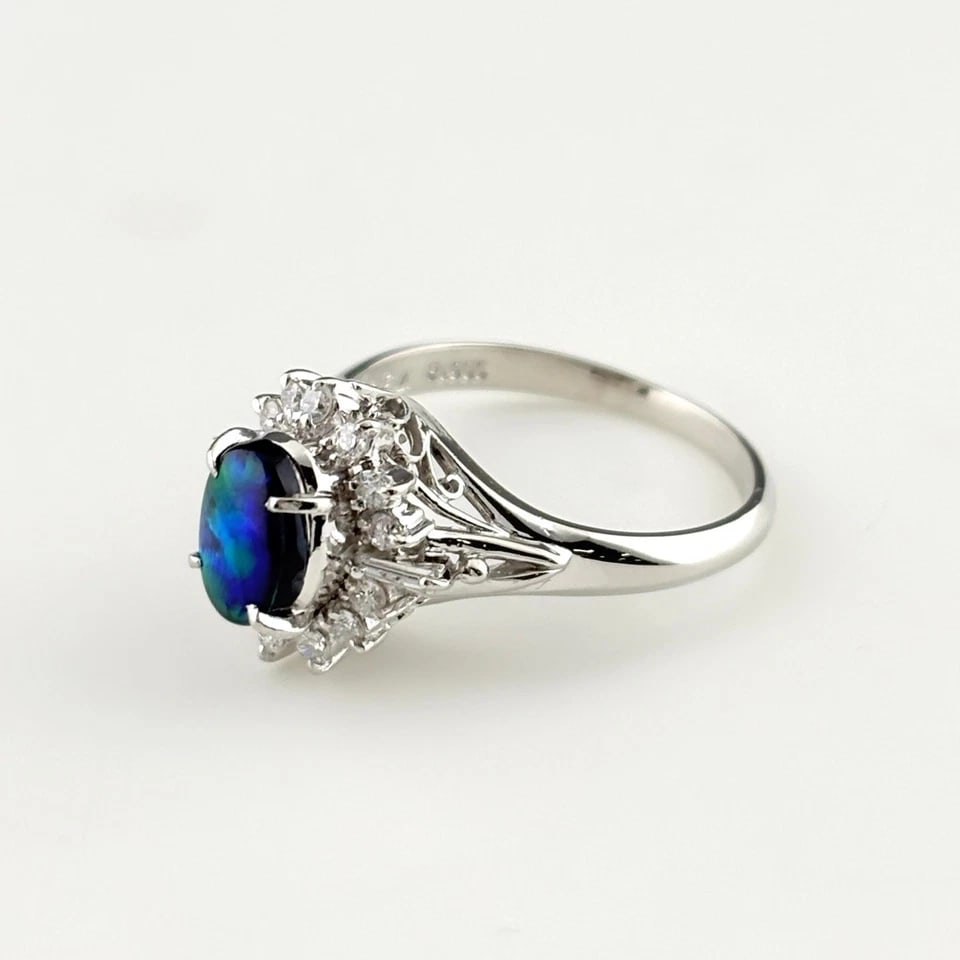 BLACK OPAL DESIGN PLATINUM MELEE DIAMOND RING: Black Opal Design Platinum melee diamond Ring Brand: Unbranded Type/Style: Ring Material: Pt900, Main Stone/Creation Black opal diamond Color: None Size: US 5 Accessories: None Accessories