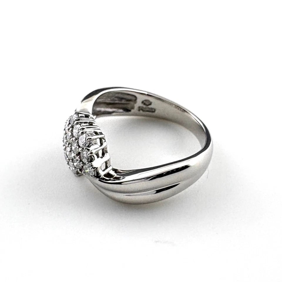 MELEE DIAMOND DESIGN PLATINUM RING: melee diamond design Platinum Ring Brand: Unbranded Type/Style: Ring Material: Pt850, Main Stone/Creation Natural Color: silver Size: US 5.5 to 6 Accessories: None Accessories Notice: When