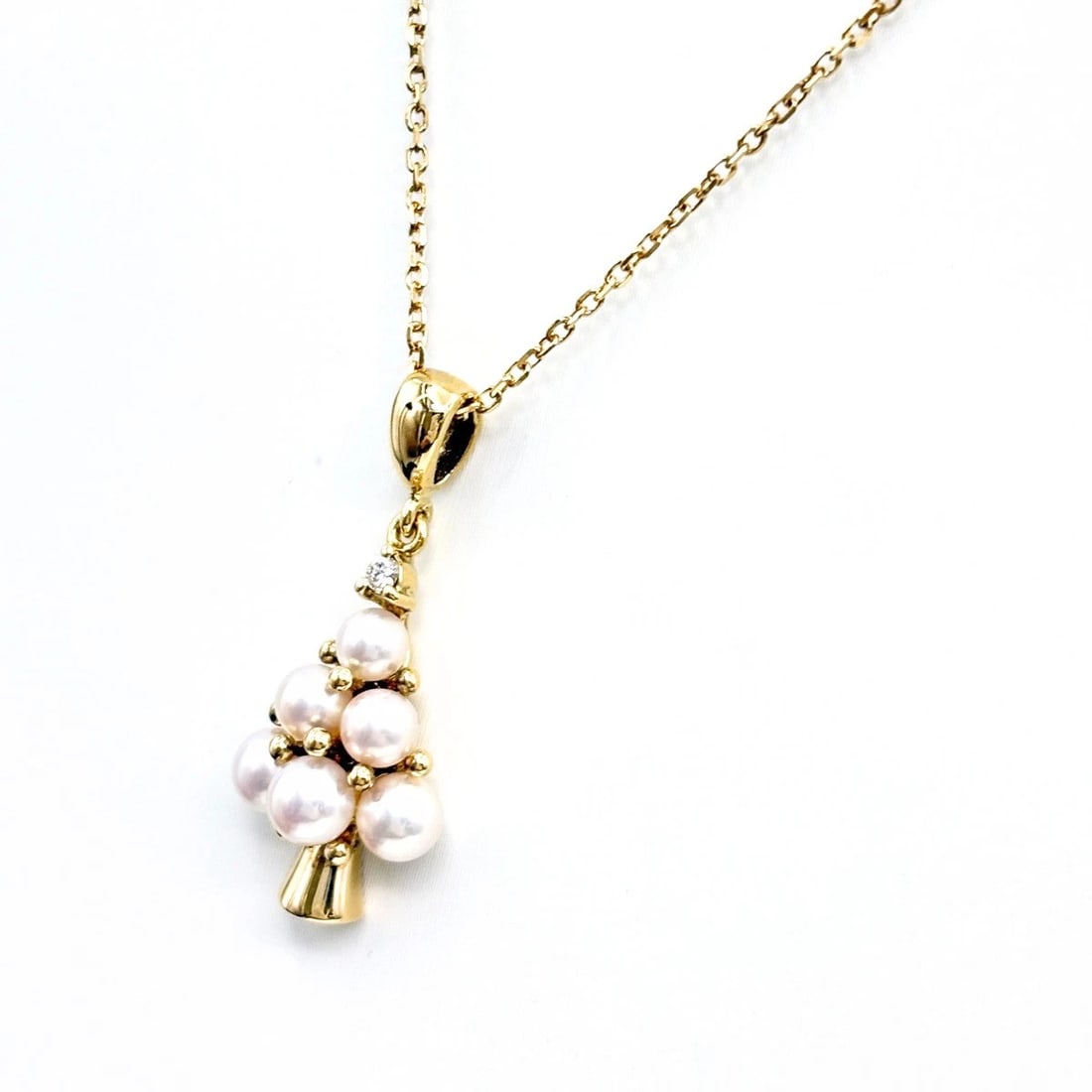 MIKIMOTO TREE MOTIF DESIGN NECKLACE YELLOWGOLD PENDANT PEARL MELEE: MIKIMOTO Tree motif design necklace YellowGold Pendant Pearl melee Brand: MIKIMOTO Type/Style: Necklace Material: 18KYellowGold, Main Stone/Creation Pearl diamond Color: YellowGold Size: Chain / code