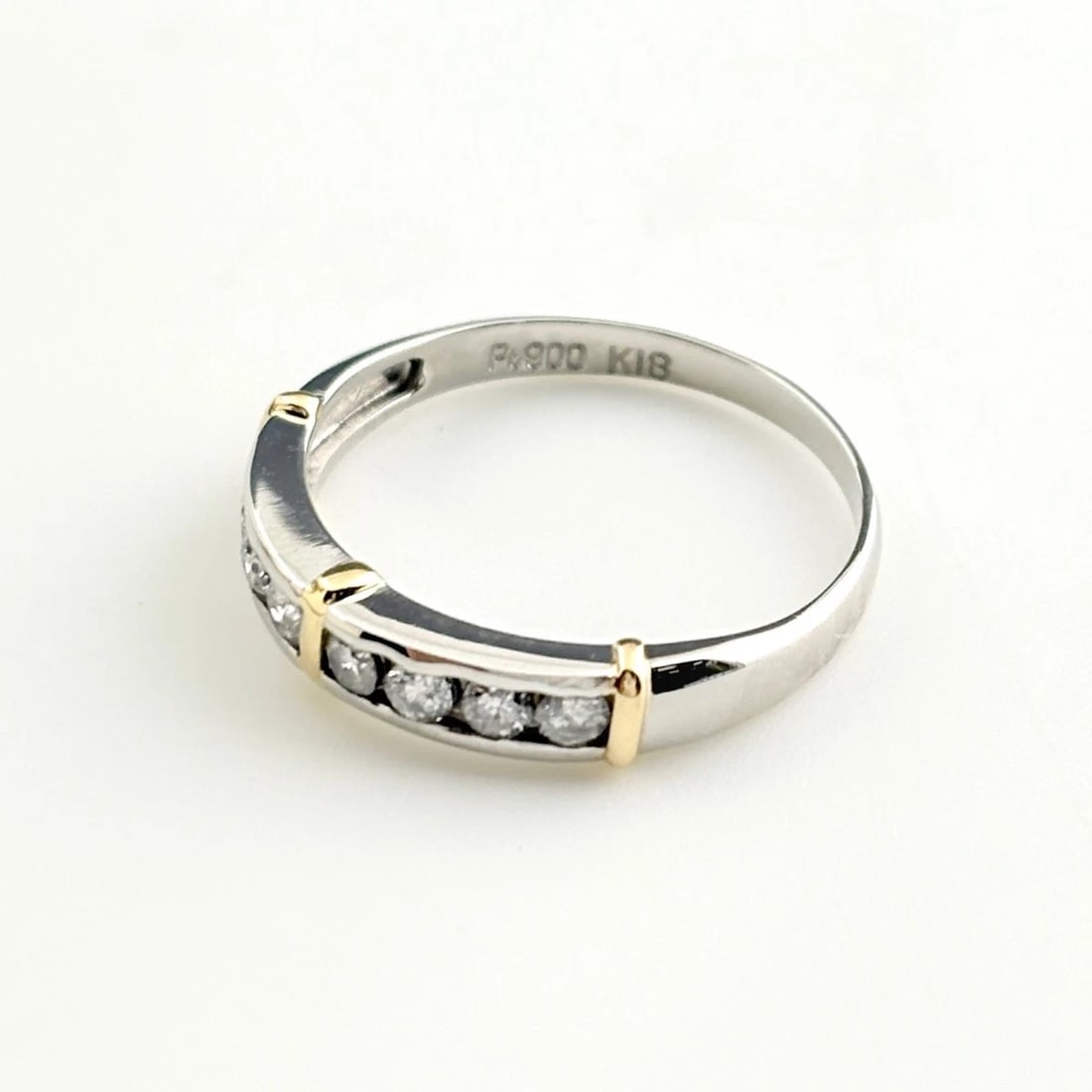 MELEE DIAMOND DESIGN PLATINUM YG RING: melee diamond design Platinum YG Ring Brand: Unbranded Type/Style: Ring Material: Pt90018KYellowGold, Main Stone/Creation Natural Color: NoneYellowGold Size: US 6.5 to 7 Accessories: None