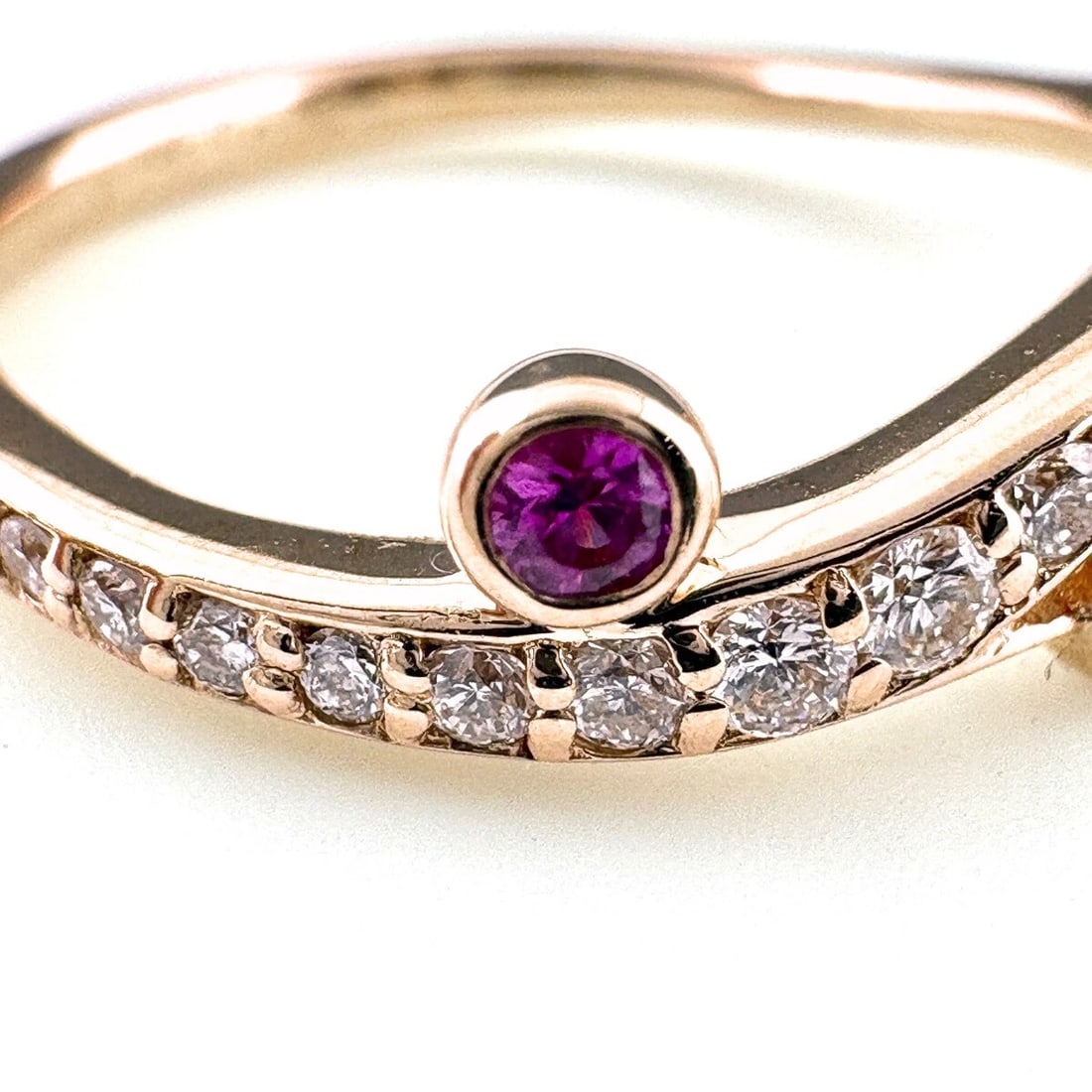 SAPPHIRE DESIGN PG DIAMOND RING - 3