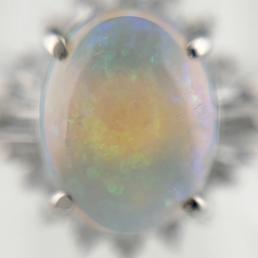 OPAL DESIGN PLATINUM MELEE DIAMOND RING - 3