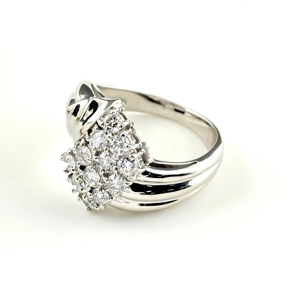 MELEE DIAMOND DESIGN PLATINUM RING: melee diamond design Platinum Ring Brand: Unbranded Type/Style: Ring Material: Platinum900, Main Stone/Creation Natural Color: None Size: US 6.5 to 7) Accessories: None Accessories Notice: