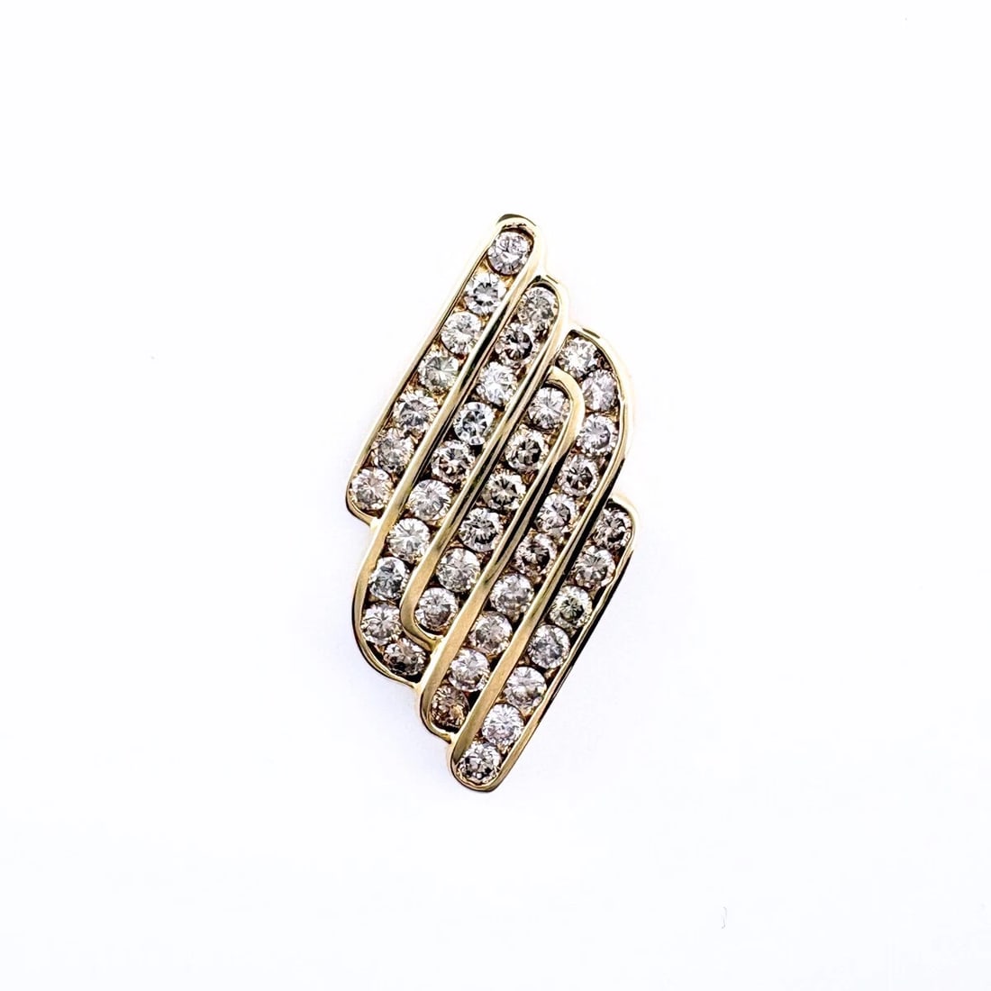 YELLOWGOLD PENDANT 18K DIAMOND: YellowGold Pendant 18K diamond Brand: Unbranded Type/Style: Pendant Head Material: 18KYellowGold, Main Stone/Creation Natural Color: YellowGold Size: Pendant size 23.0?12.6mm(0.9") Accessories: None