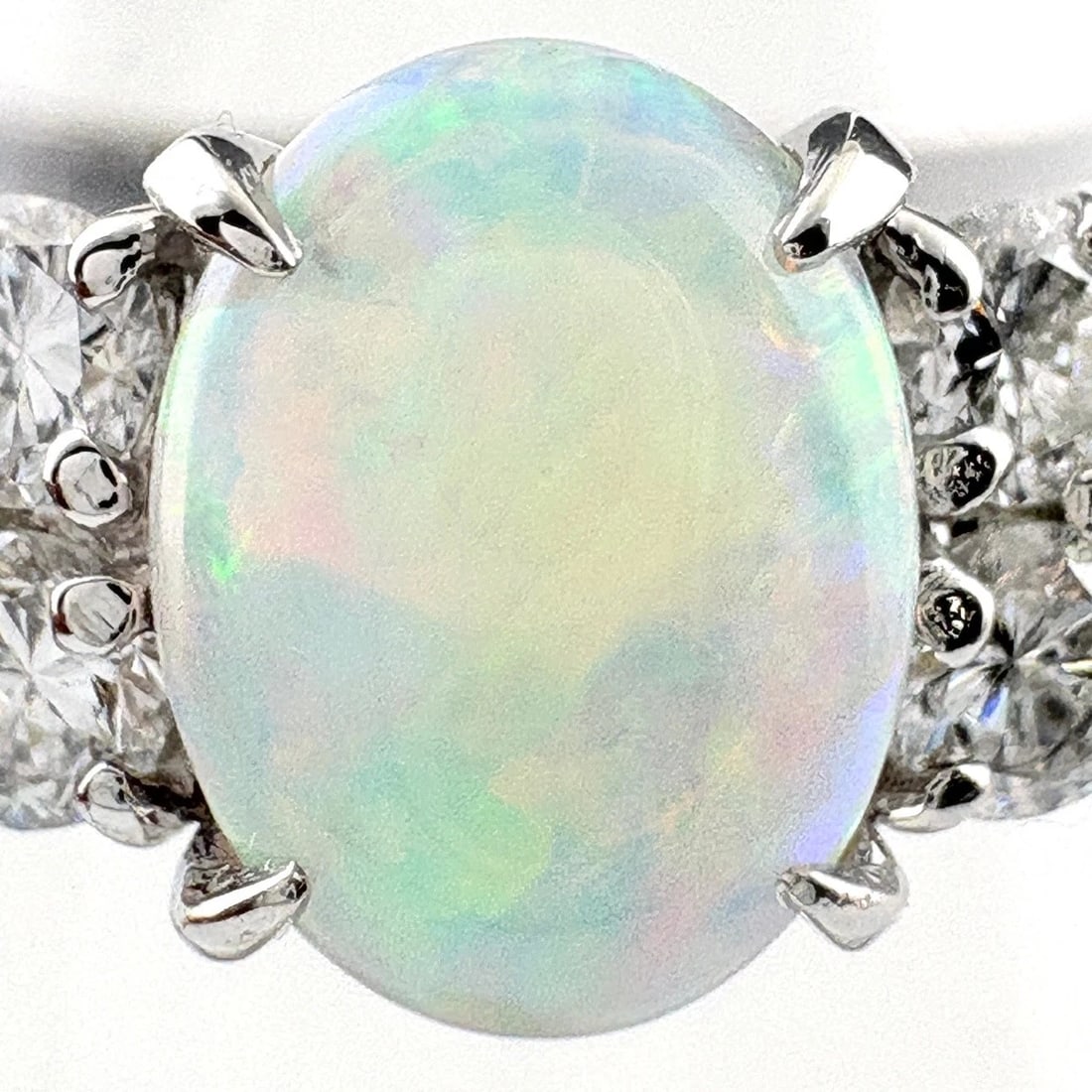 OPAL DESIGN PLATINUM MELEE DIAMOND RING - 2