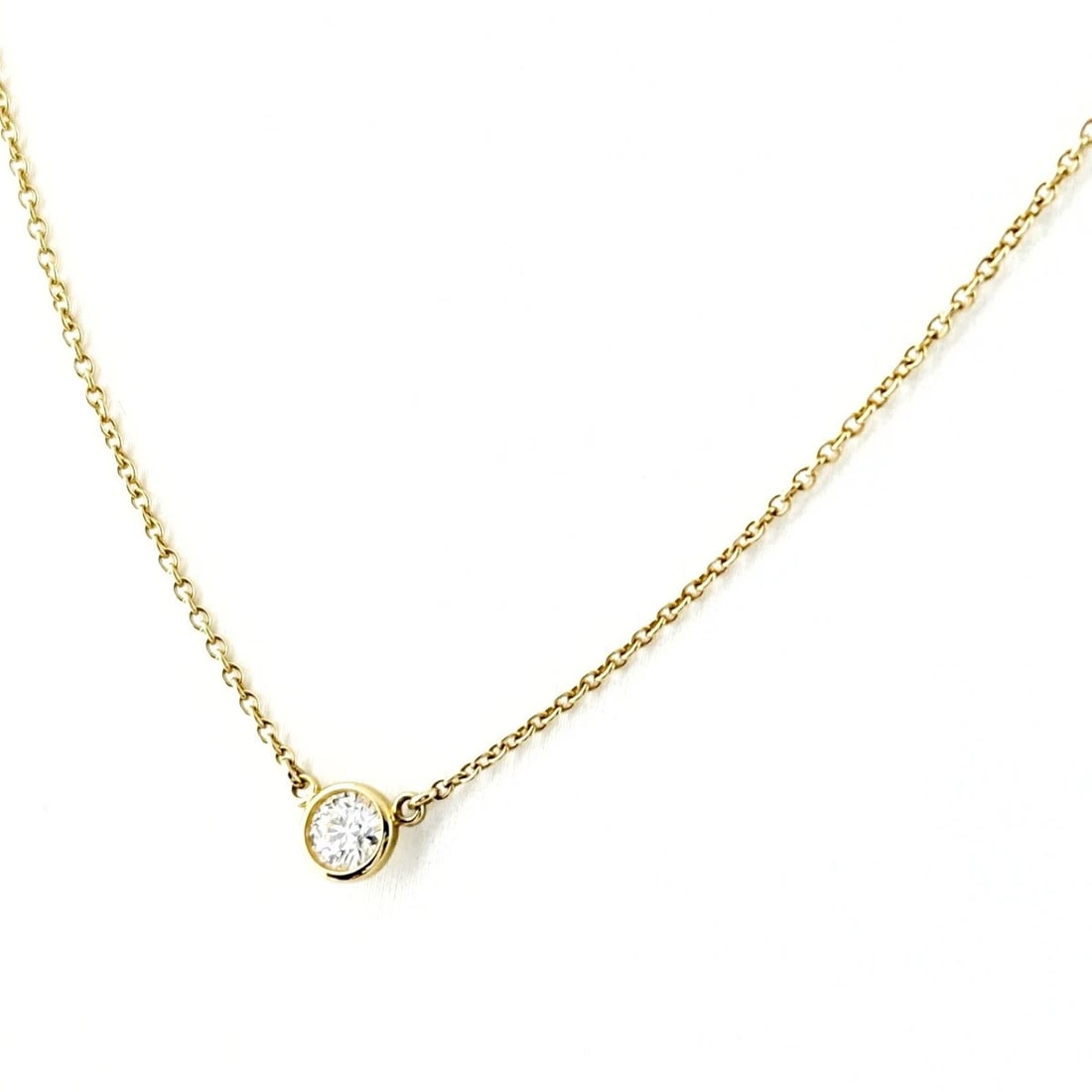 TIFFANY&CO. YELLOW GOLD DIAMOND PENDANT NECKLACE 750: TIFFANY&Co. Yellow Gold Diamond Pendant Necklace 750 Brand: TIFFANY&Co. Type/Style: Necklace Material: 750YellowGold, Main Stone/Creation Natural Color: YellowGold Size: Chain width 0.7mm(0.0")Total