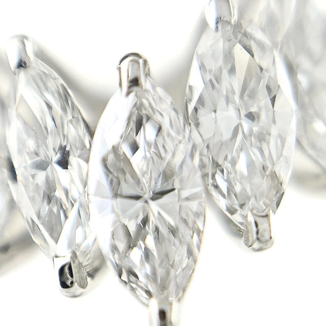 MELEE DIAMOND DESIGNPLATINUM RING - 2