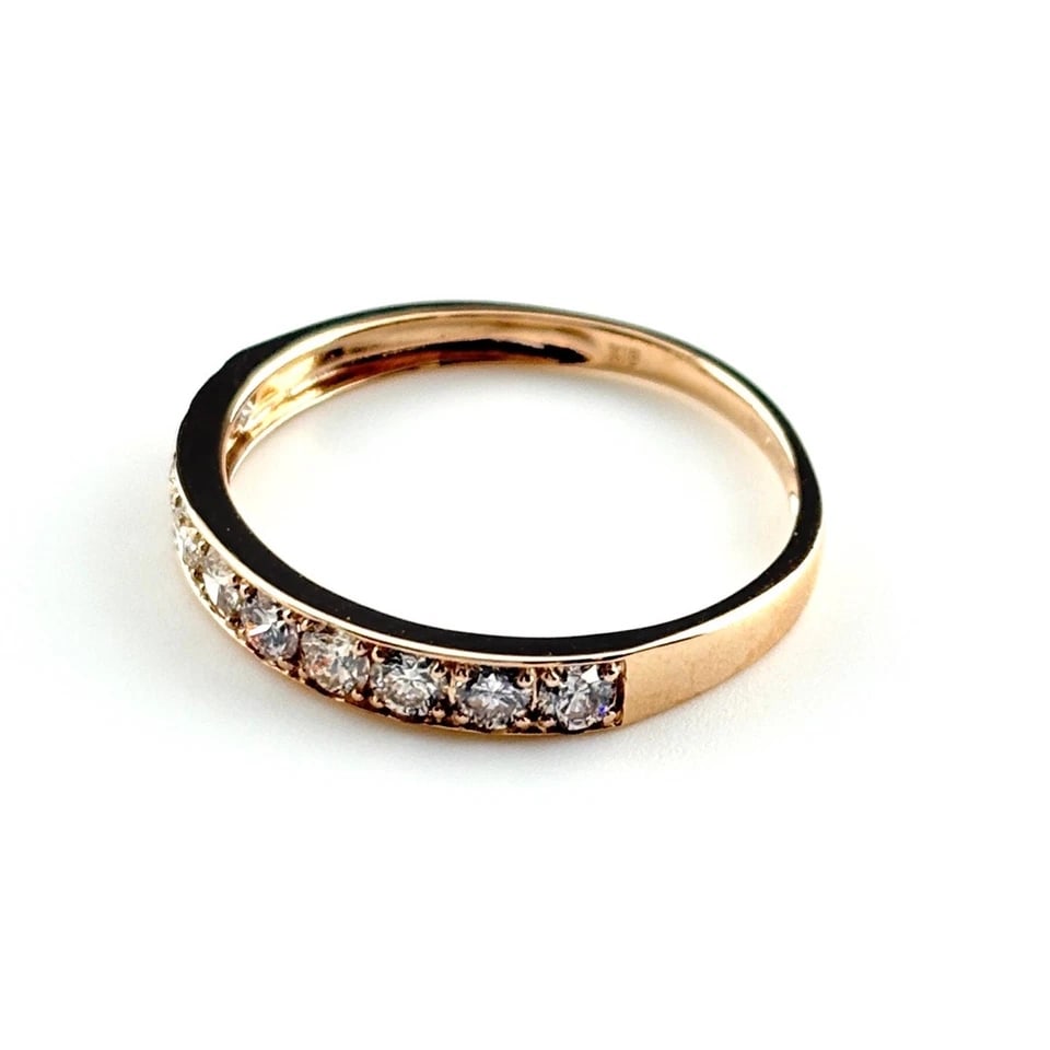 MELEE DIAMOND DESIGN PG PINK GOLD RING: melee diamond design PG pink gold Ring Brand: Unbranded Type/Style: Ring Material: 18KPG, Main Stone/Creation Natural Color: PG Size: US 7.5 to 8 Accessories: None Accessories Notice: When purchasing