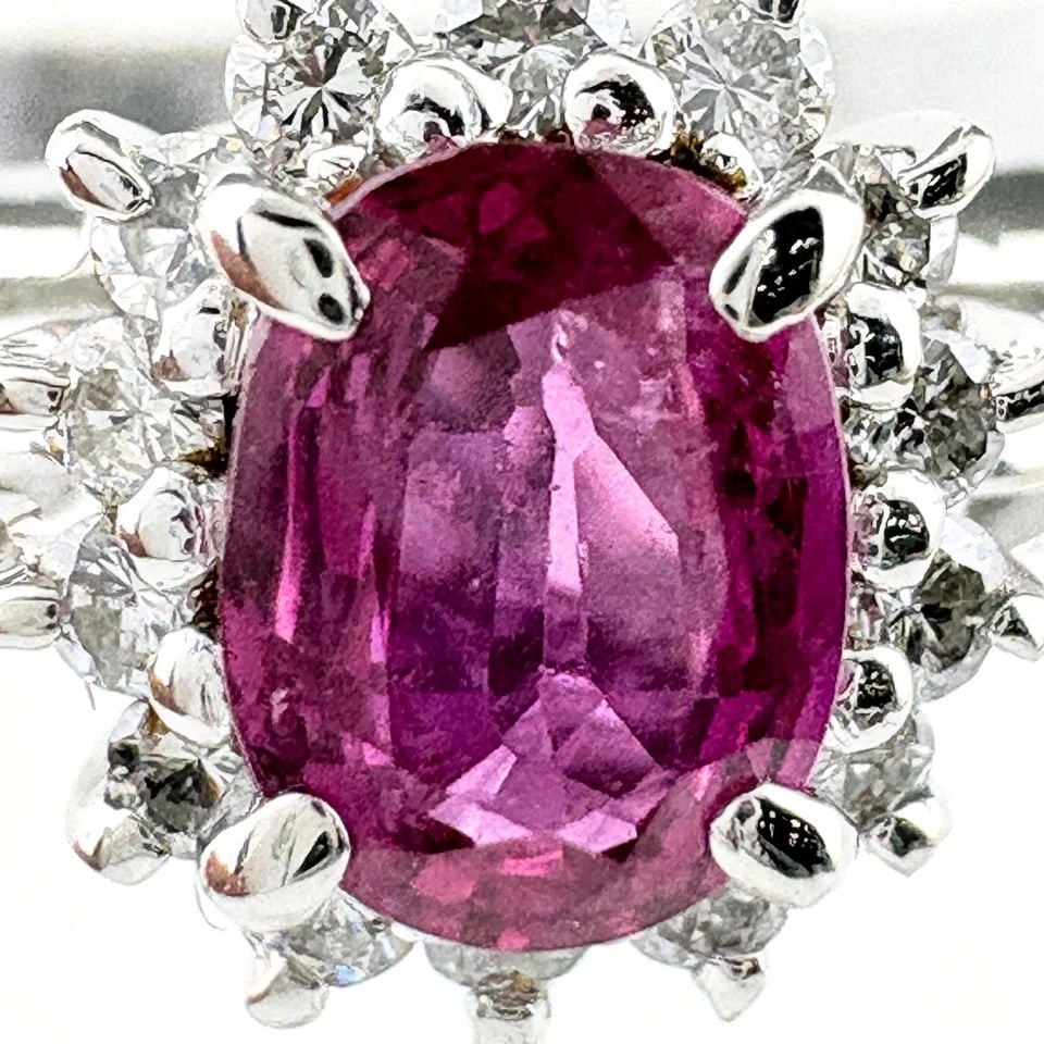 RUBY DESIGN PLATINUM MELEE DIAMOND RING: ruby design Platinum melee diamond Ring Brand: Unbranded Type/Style: Ring Material: Pt900, Main Stone/Creation Ruby diamond Color: None Size: US 7 to 7.5 Accessories: None Accessories Noti