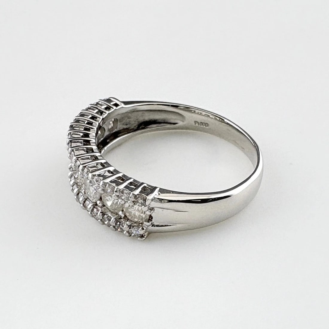 MELEE DIAMOND DESIGN PLATINUM RING - 3
