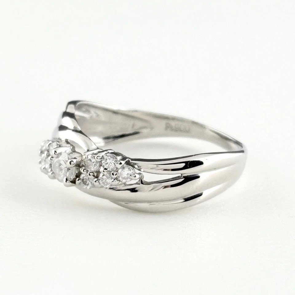 MELEE DIAMOND DESIGN PLATINUM RING: melee diamond design Platinum Ring Brand: Unbranded Type/Style: Ring Material: Pt900, Main Stone/Creation Natural Color: None Size: US 7 to 7.5 Accessories: None Accessories Notice: When purchasing