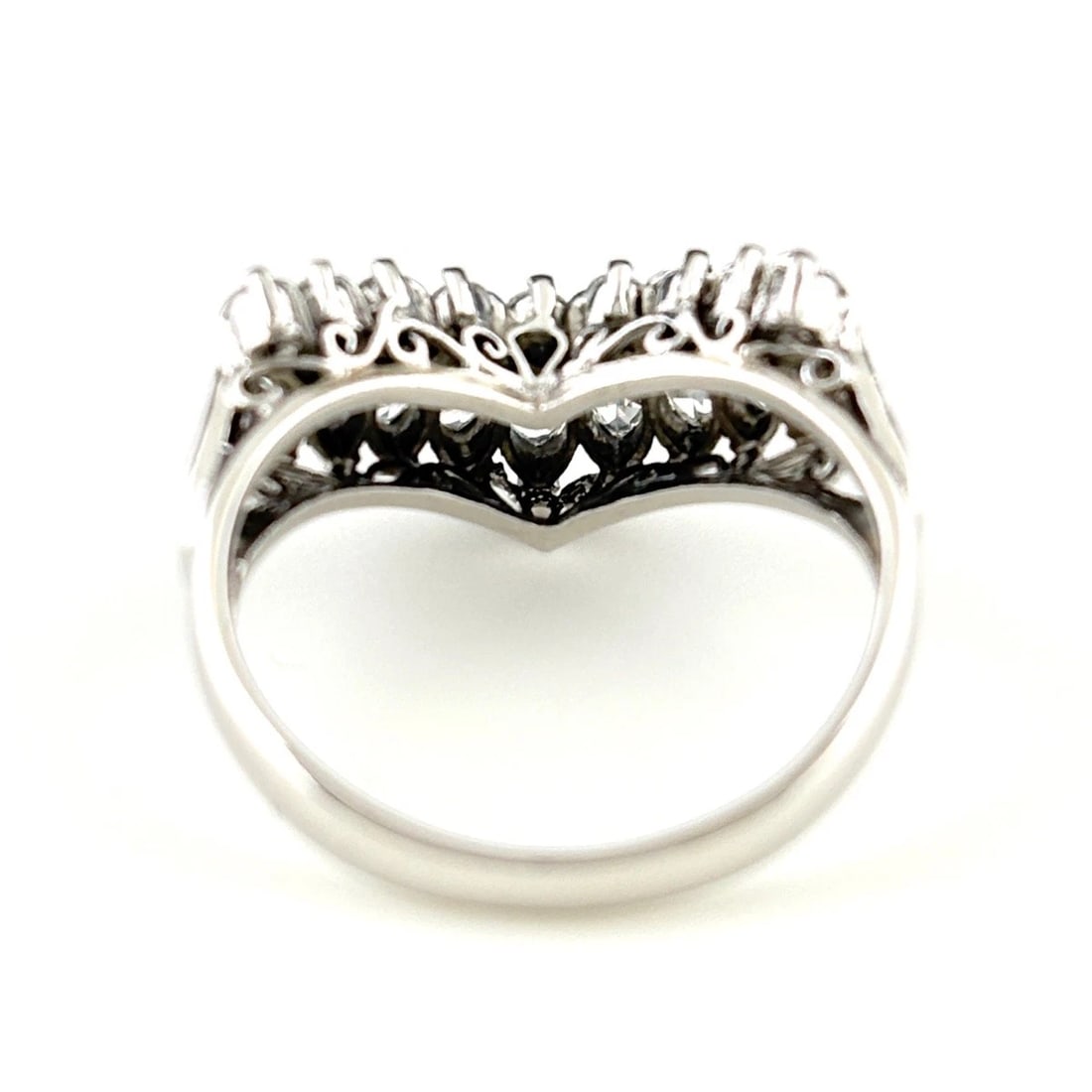 MELEE DIAMOND DESIGN PLATINUM RING - 4